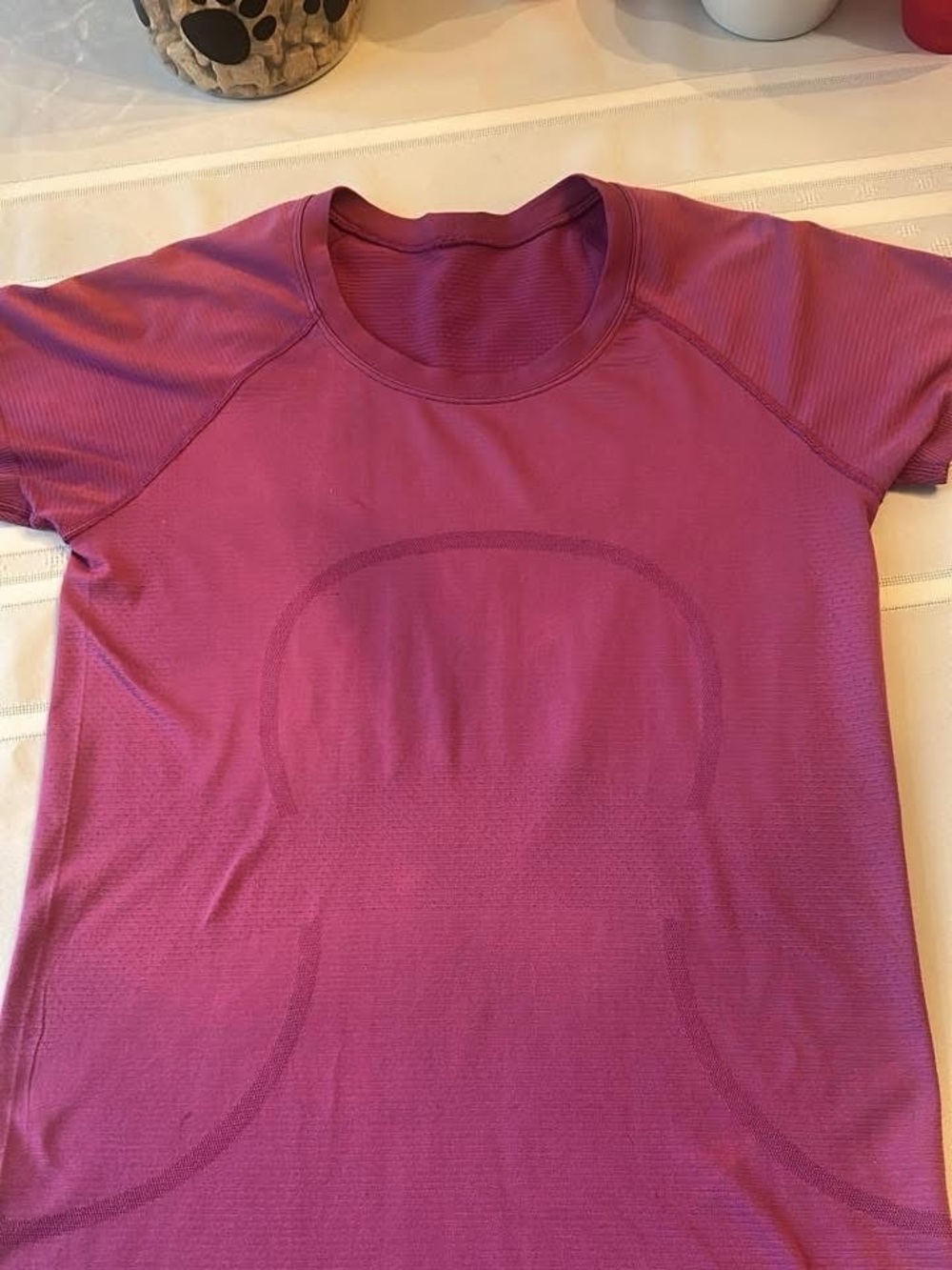 lululemon athletica swiftly tech size 8 in magenta